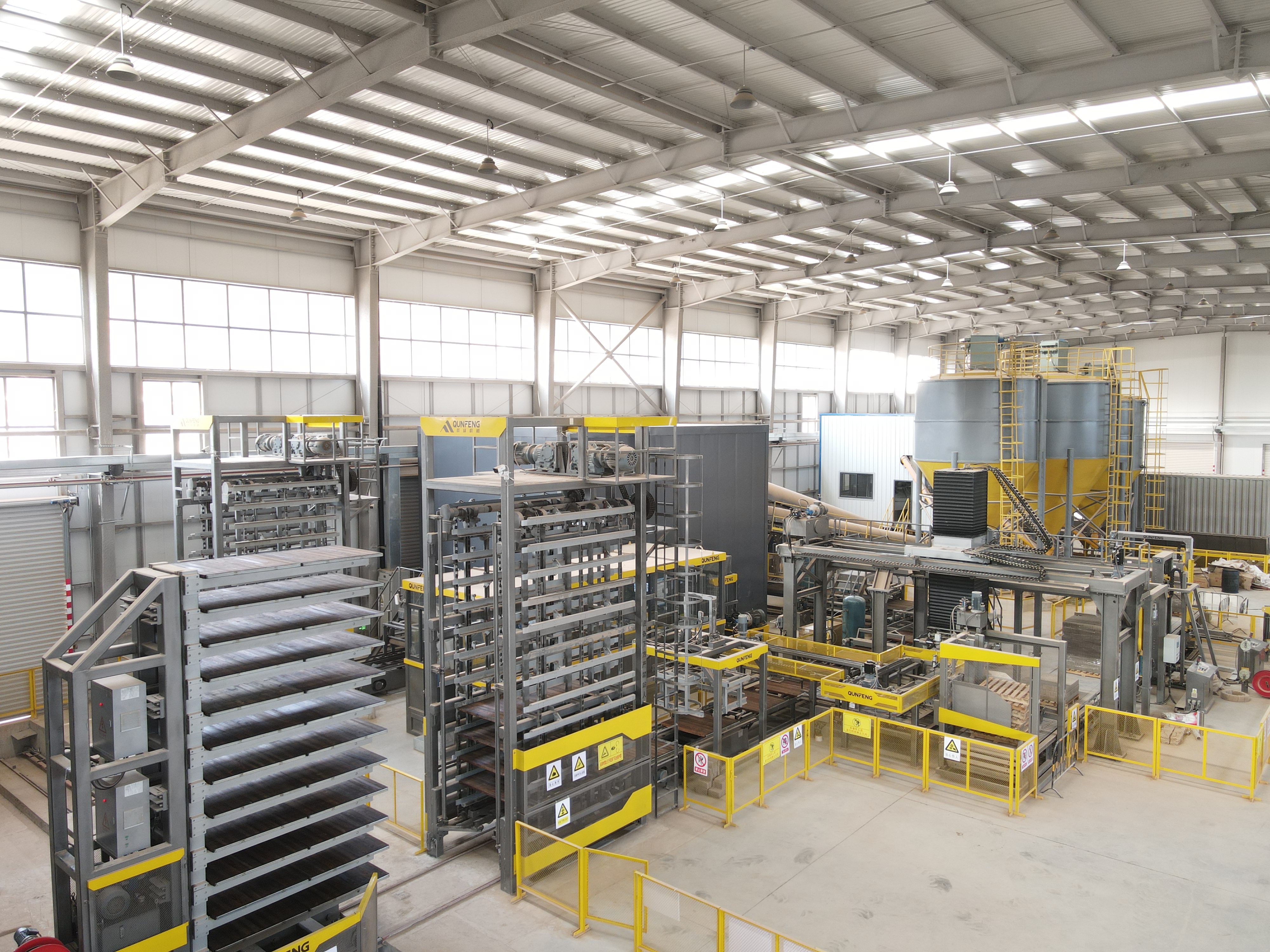 Sichuan — Qunfeng QS1500 Automatic Concrete Product Production Line सिचुआन - क्यूनफेंग QS1500 स्वचालित कंक्रीट उत्पाद उत्पादन लाइन