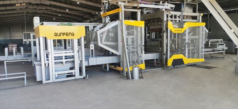 रोमानिया की QS1300-H बुद्धिमान ब्लॉक मशीन उच्च-ऊंचाई, अति पतली नदी तट ब्लॉक उत्पादन l