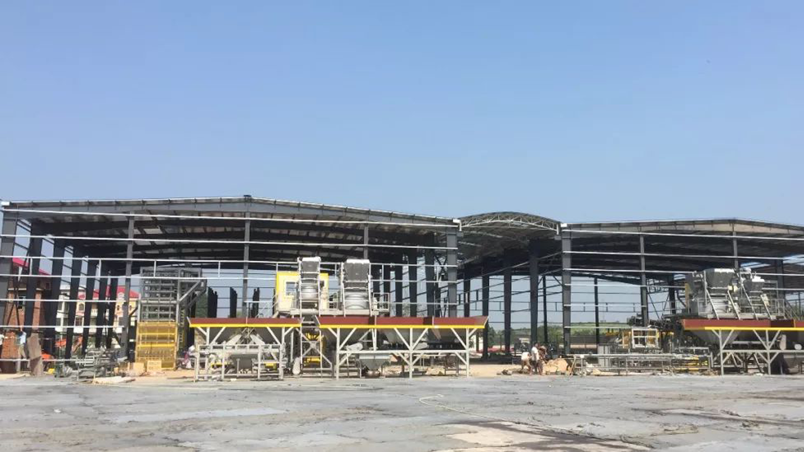 हुनान में 100 मिलियन मानक ईंटों और 800,000 वर्ग मीटर फुटपाथ ईंटों के वार्षिक उत्पादन का समाधान