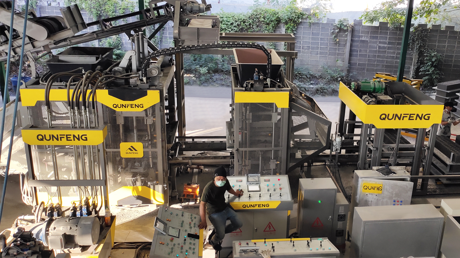 थाईलैंड में अल्ट्रा-थिन और हाई-एंड ईंट उत्पादन लाइन का मामला