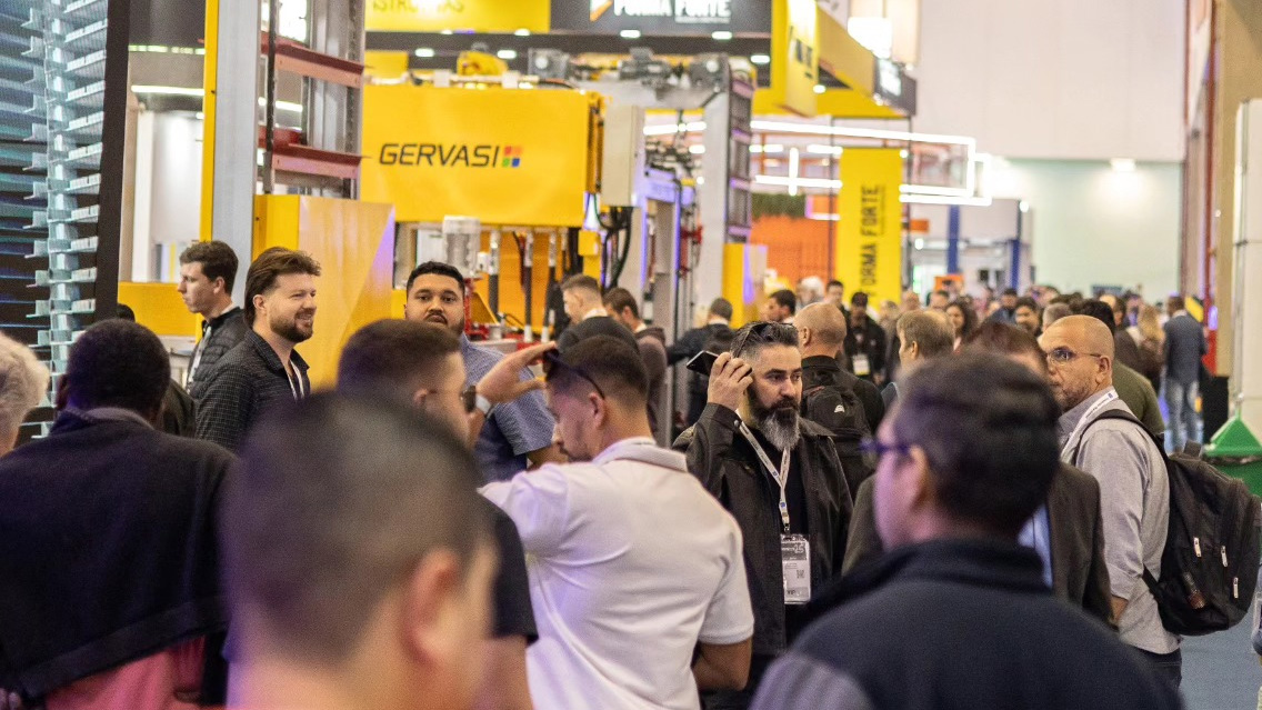 क्यूनफेंग मशीनरी ब्राजील अंतर्राष्ट्रीय कंक्रीट प्रदर्शनी में चमकी, दक्षिण अमेरिका में बुनियादी ढांचे के विकास की एक नई लहर का नेतृत्व कर रही है