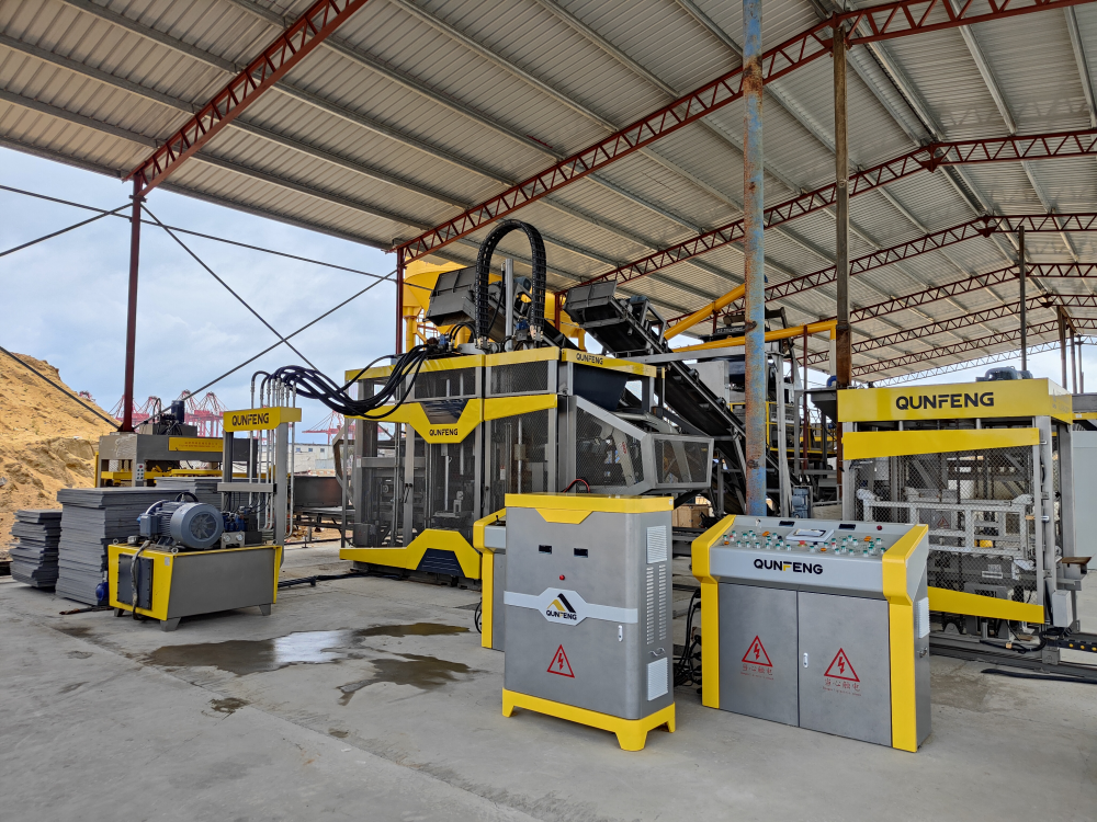 श्रीलंका-पूर्णतः स्वचालित कंक्रीट उत्पाद उत्पादन लाइन