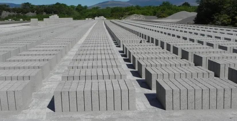 ब्लॉक बनाने की मशीन