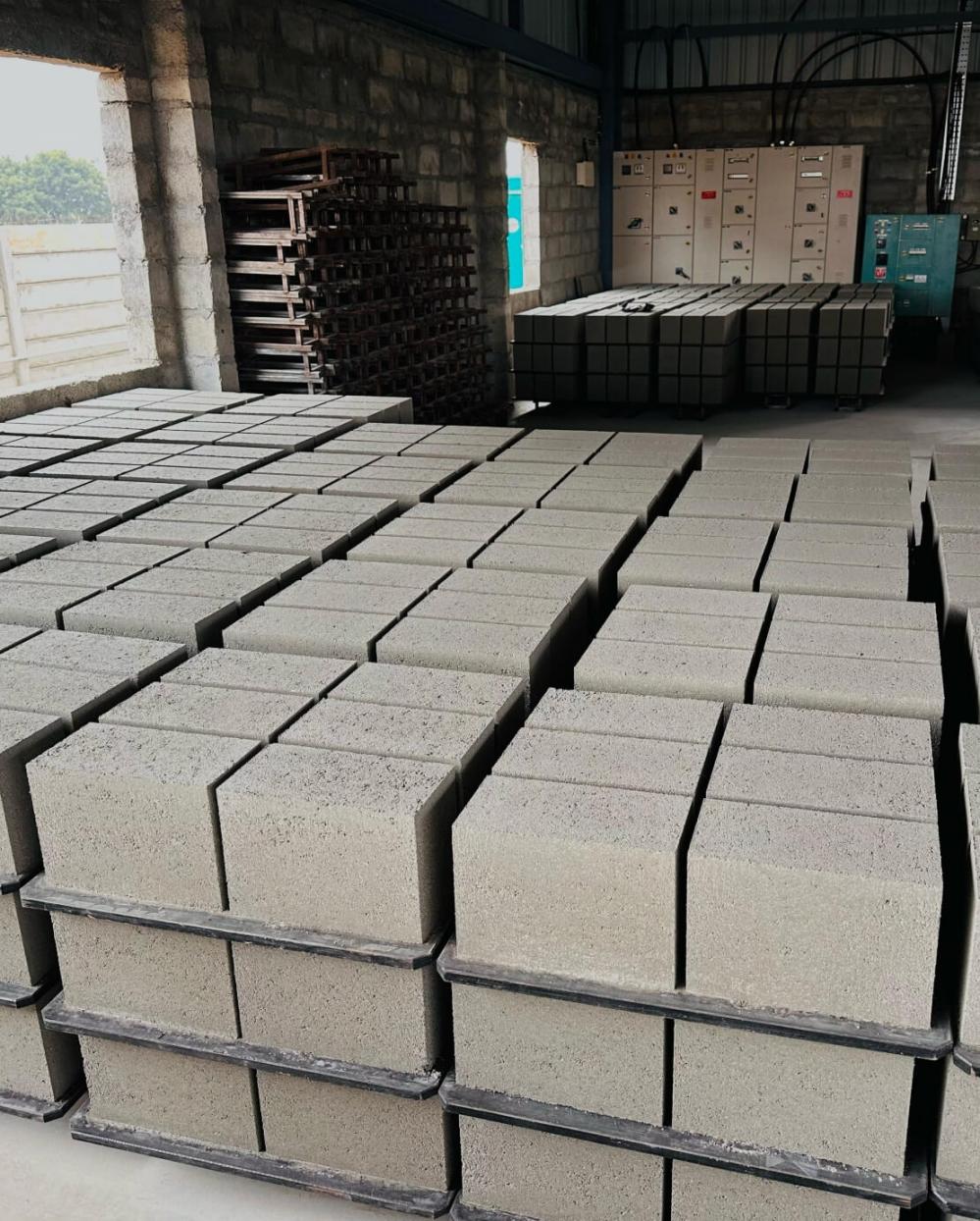 उच्च दक्षता ब्लॉक विनिर्माण लाइन 