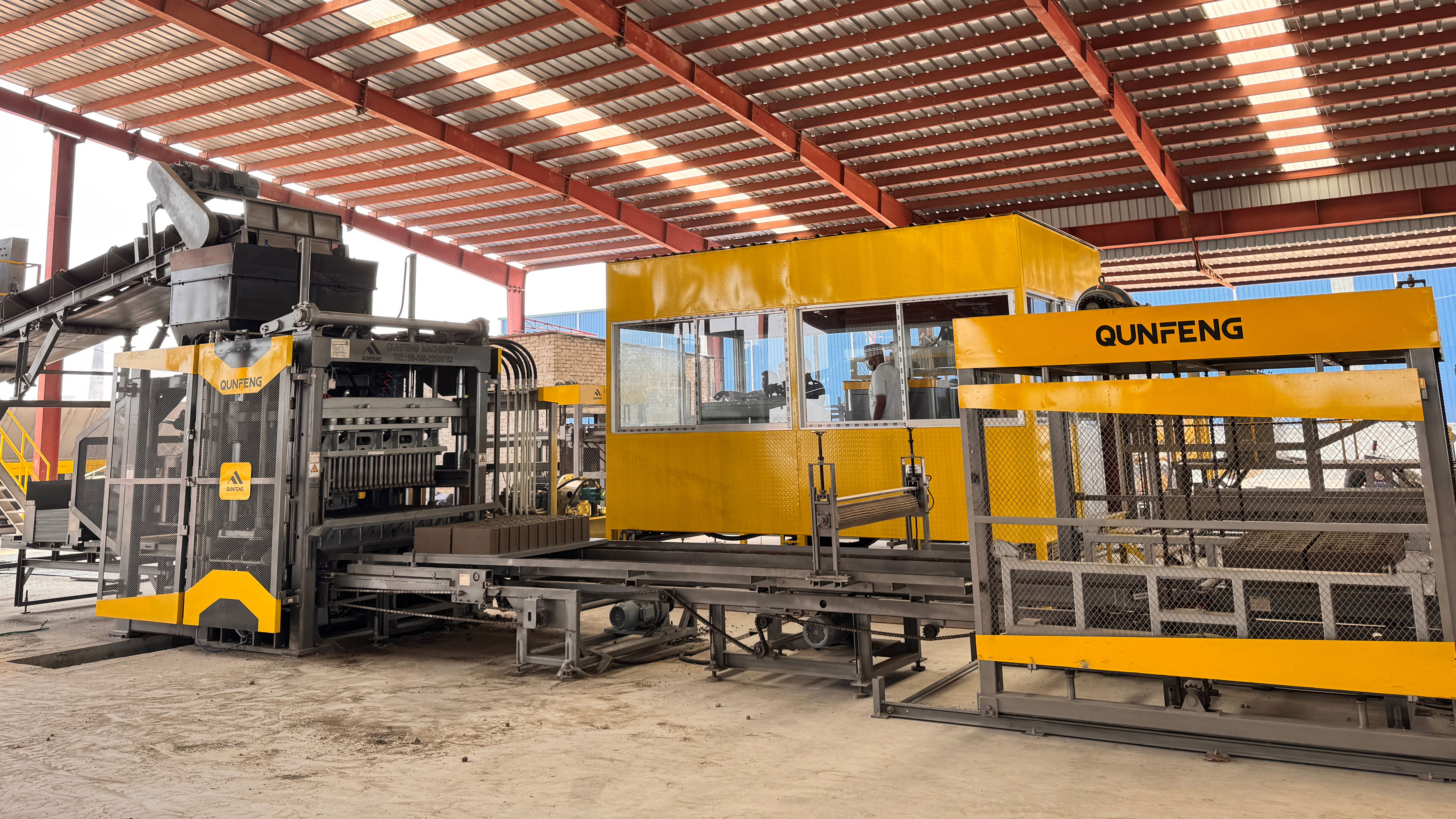 कुनफेंग मशीनरी ने बांग्लादेश की उपस्थिति को मजबूत किया, उत्पादन क्षमता के नए बेंचमार्क बनाने के लिए दोहरी-लाइन लैंडिंग की।