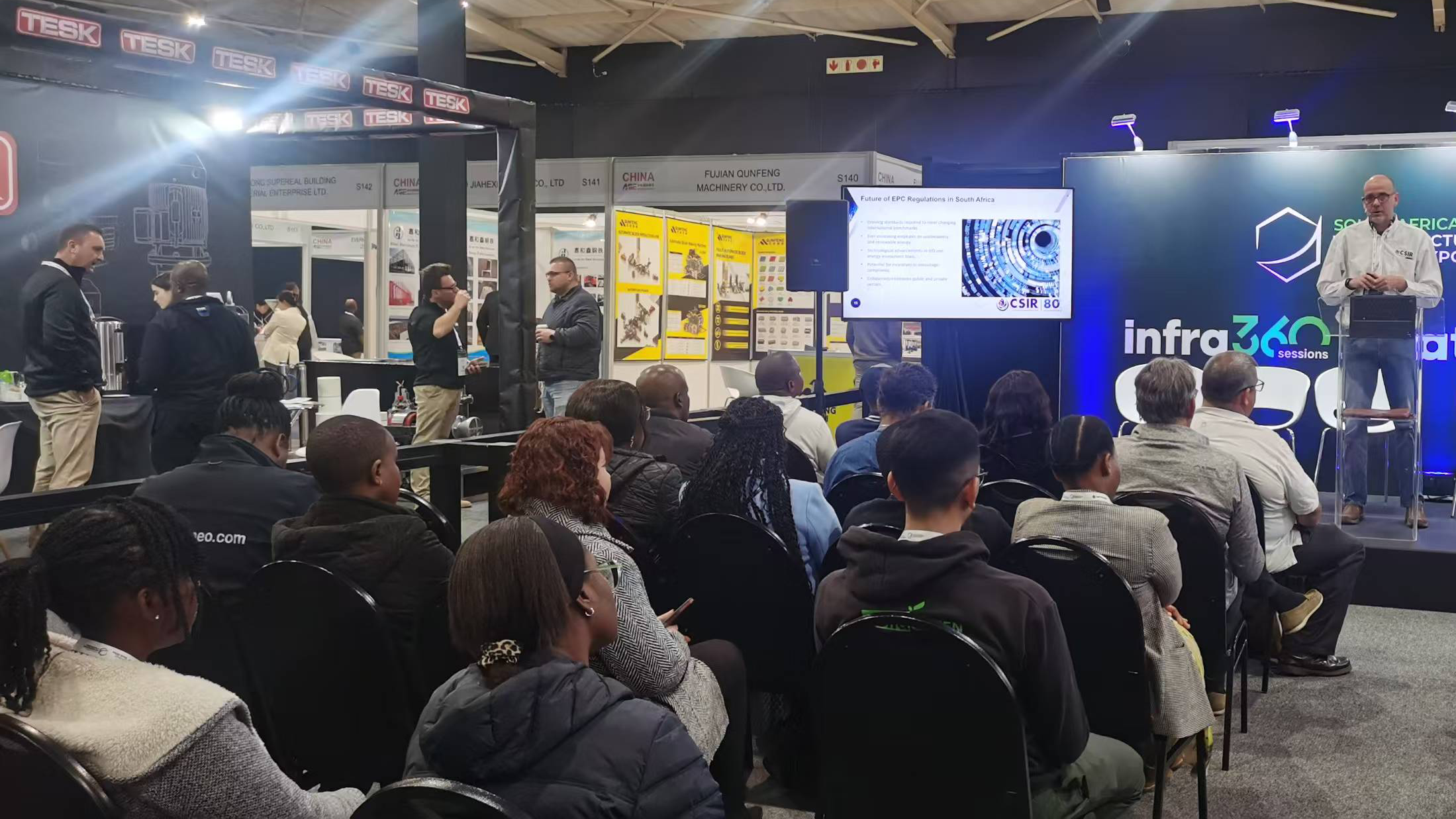 कुनफेंग मशीनरी ने दक्षिण अफ्रीका और इथियोपिया के 5 बड़े शो में लगातार उपस्थिति दर्ज कराई, जिससे अफ्रीकी बाजार के विस्तार में तेजी आई